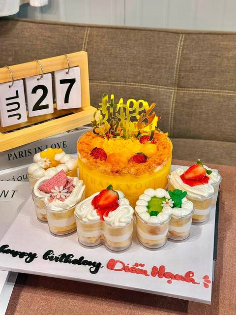 Bánh Bông Lan Trứng Muối 16