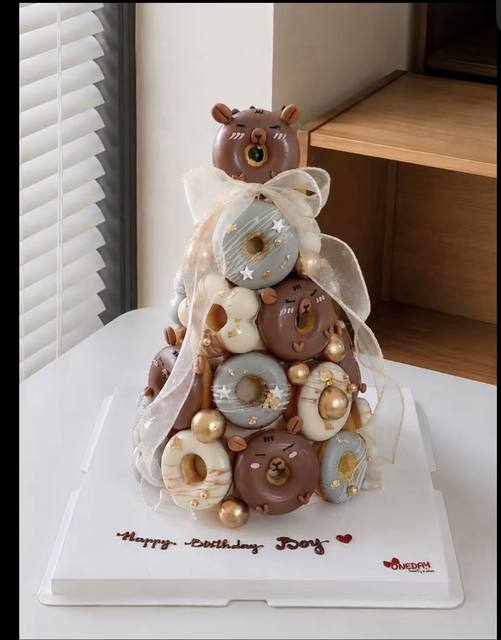 Donuts & Su Kem Tháp 12